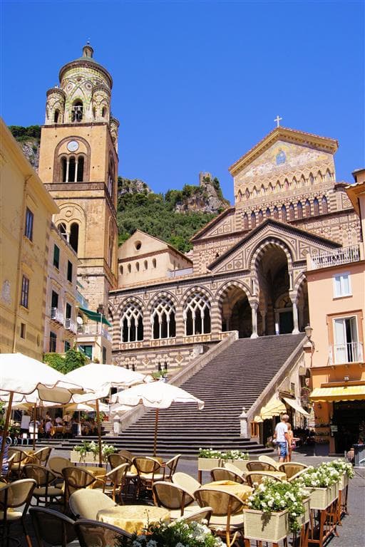 , autobusový poznávací zájazd, Kampánia s pobytom pri mori, Positano, kostol Santa Maria Assunta
