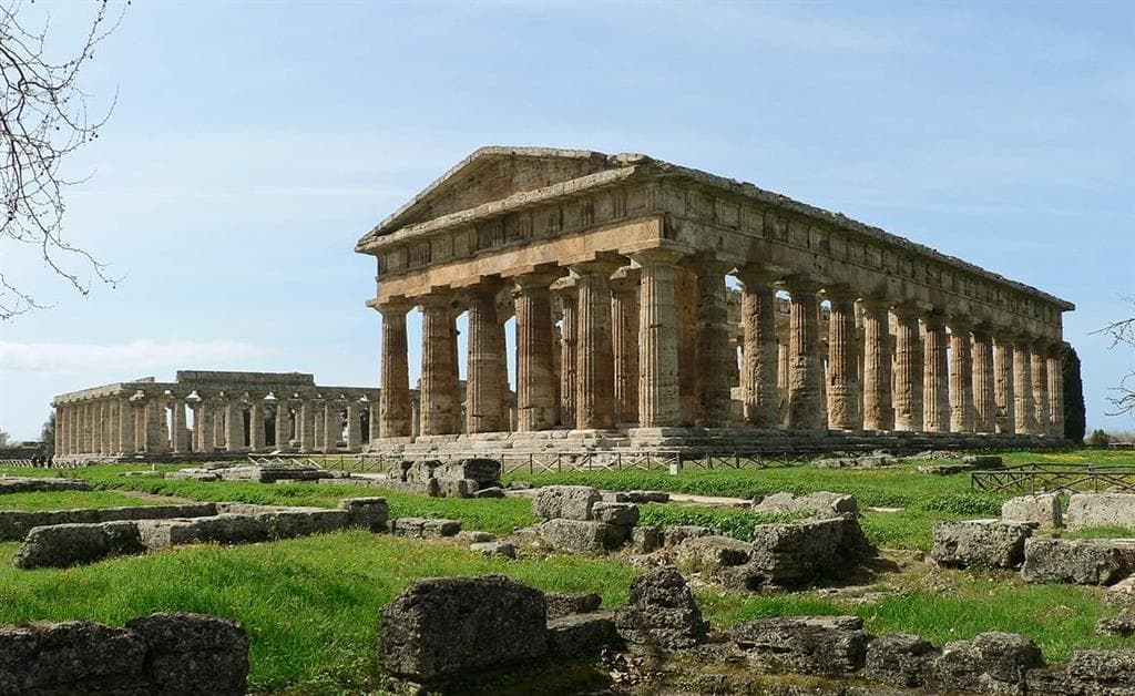 , autobusový poznávací zájazd, Kampánia s pobytom pri mori, Paestum, druhý antický chrám gréckej bohyne Héry