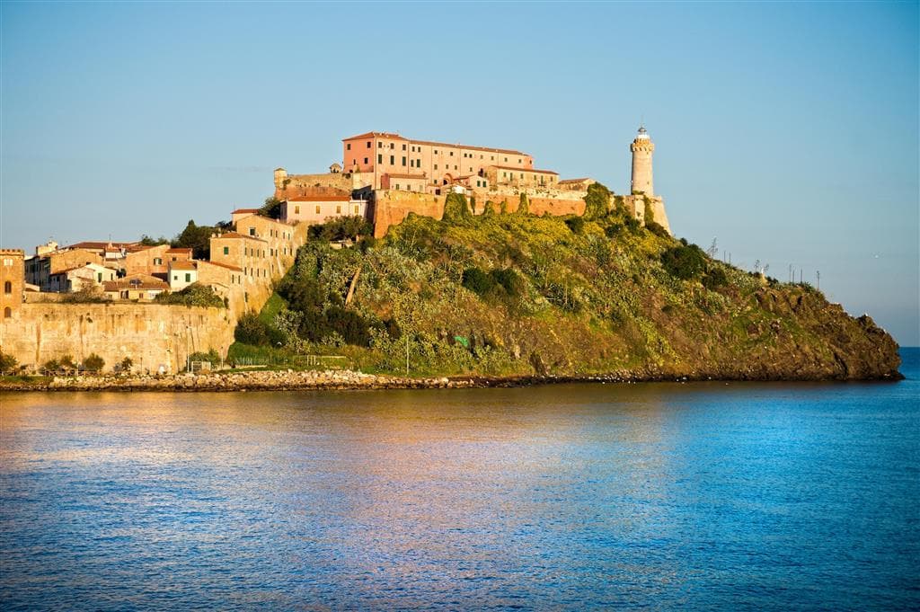 , autobusový poznávací zájazd, Vínna cesta po Toskánsku, Portoferraio, ostrov Elba