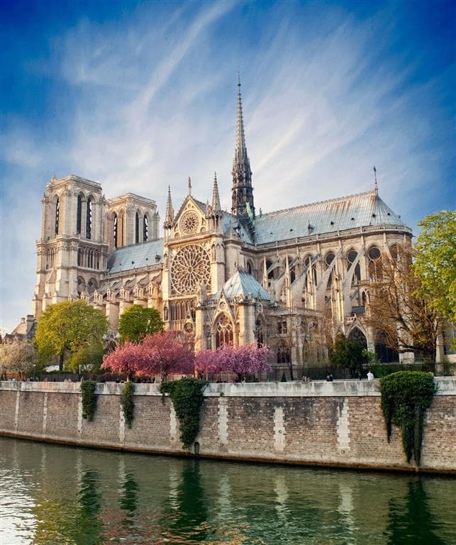 , autobusový poznávací zájazd, Paríž - perla na Seine, Katedrála Notre Dame