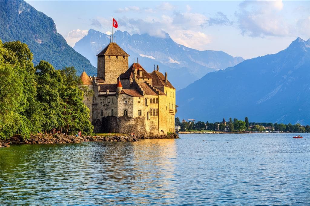 , autobusový poznávací zájazd, Švajčiarsky okruh, Ženevské jazero, hrad Chillon