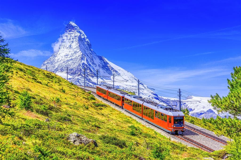 , autobusový poznávací zájazd, Švajčiarsky okruh, Klein Matterhorn, železnica Zermatt