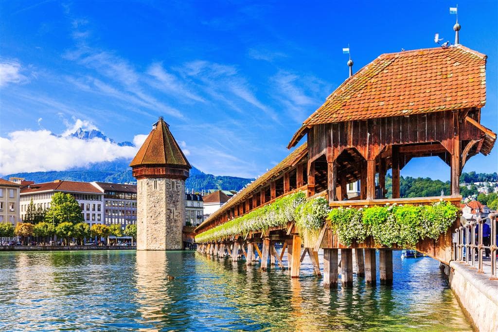 , autobusový poznávací zájazd, Švajčiarsko, Luzern, Kaplnkový most