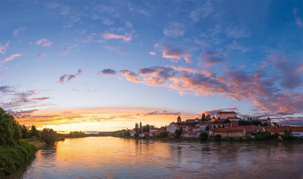 , autobusový poznávací zájazd, Rakúsko - Taliansko - Slovinsko, Ptuj, rieka Drava