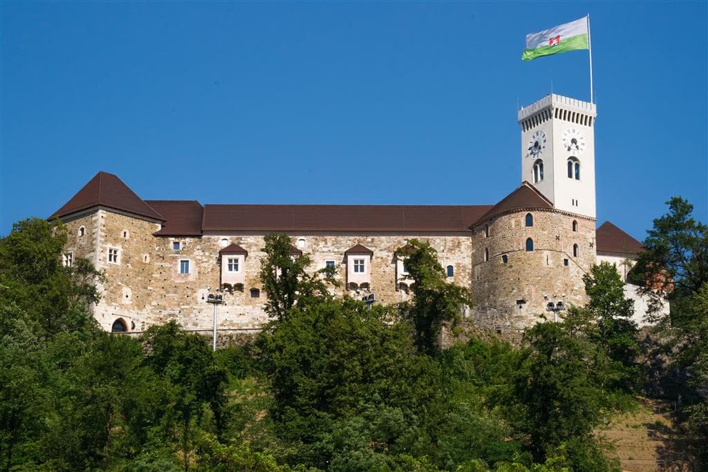 , autobusový poznávací zájazd, Slovinsko a Plitvické jazerá, Ljubljanský hrad