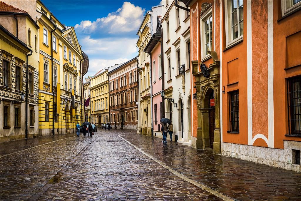 , autobusový poznávací zájazd, Krakow a Wroclaw, Krakow, historické centrum s antickou architektúrou