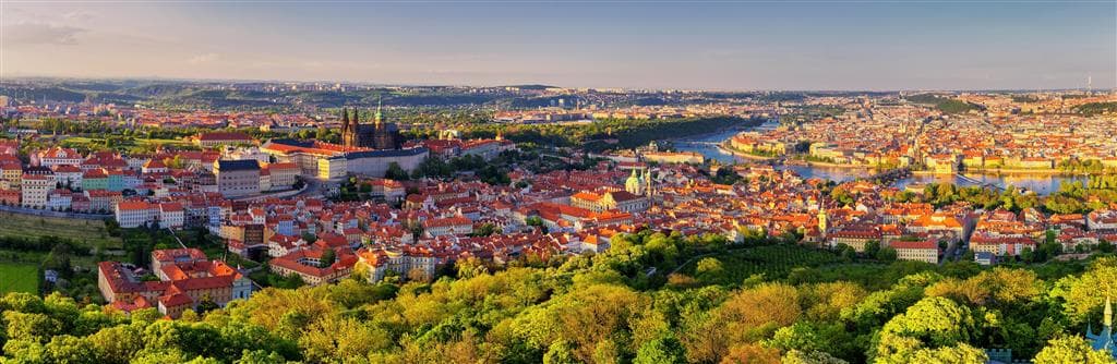 , autobusový poznávací zájazd, Praha - zámky a hrady v Čechách, Praha, panoráma mesta