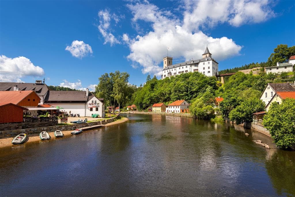 , autobusový poznávací zájazd, Česko a Rakúsko, Rožmberk nad Vltavou, hrad