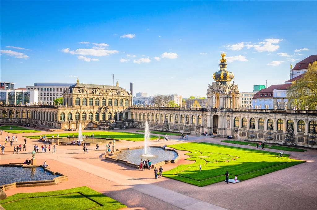 , autobusový poznávací zájazd, Česko a Nemecko, Drážďany - palác Zwinger