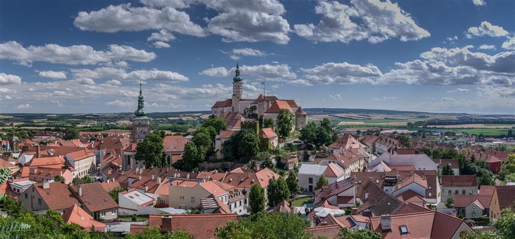 , autobusový poznávací zájazd, Morava, Mikulov - panoráma mesta