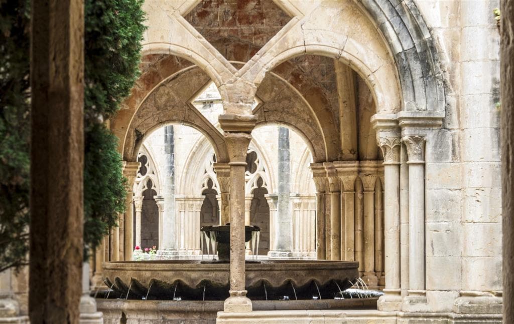 , Letecký poznávací zájazd, Španielsko poklady UNESCO, Poblet