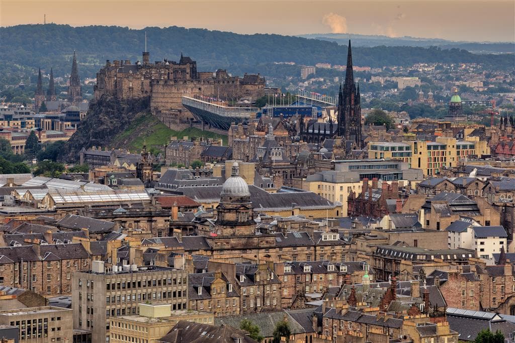 , letecký poznávací zájazd, Tajomstvá Škótska a jazera Loch Ness, Edinburgh