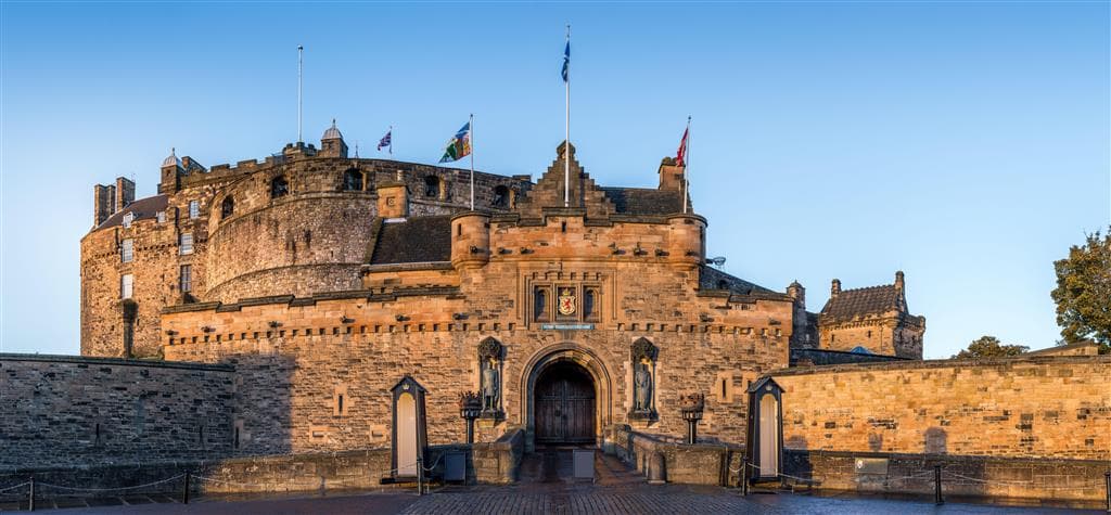 , letecký poznávací zájazd, Tajomstvá Škótska a jazera Loch Ness, Edinburgh Castle