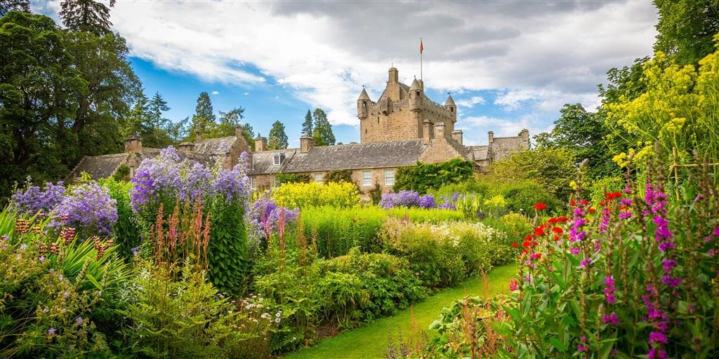 , letecký poznávací zájazd, Tajomstvá Škótska a jazera Loch Ness, Cawdor Castle