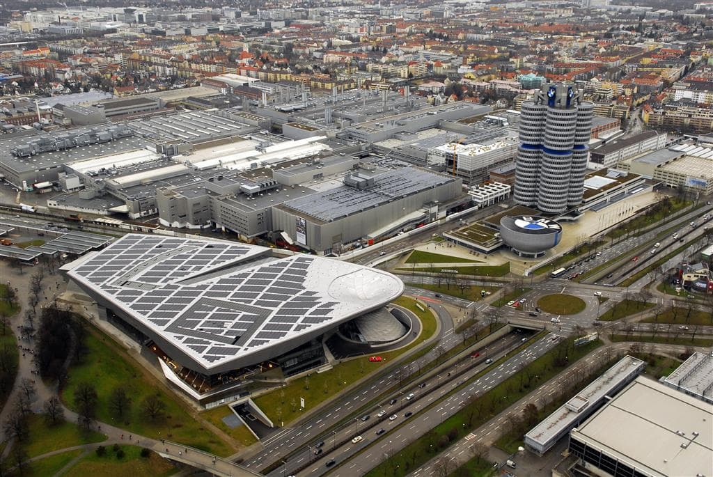 , autobusový poznávací zájazd, Mníchov a Salzburg, centrála BMW