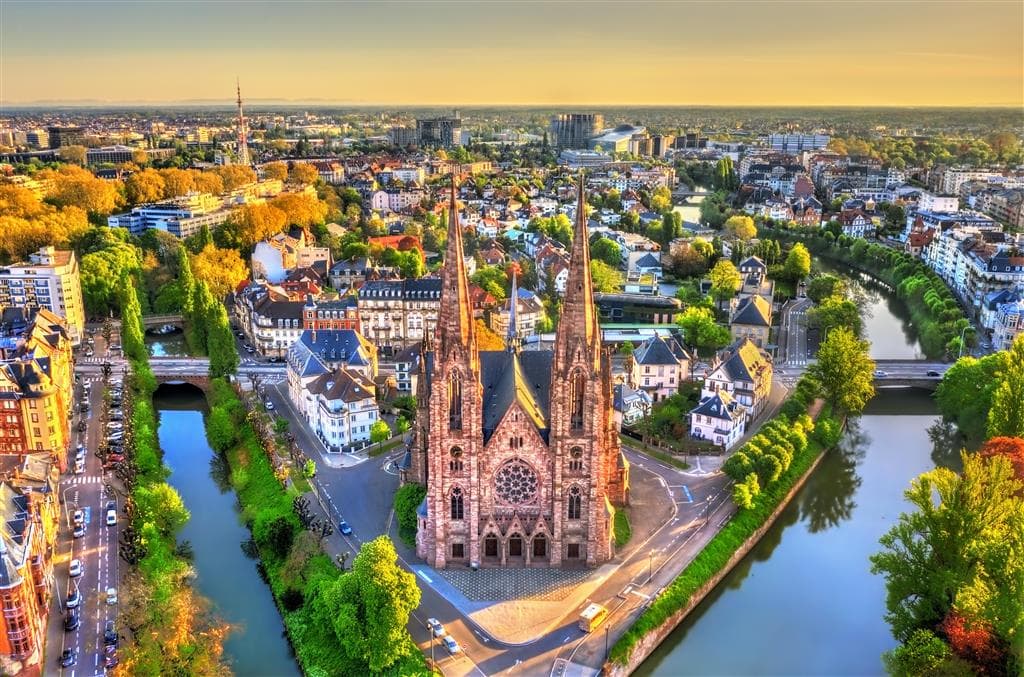, autobusový poznávací zájazd, Čarovné Alsasko, Strasbourg
