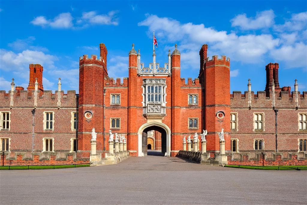 , Letecký poznávací zájazd,  Veľká Británia, Okruh južným Anglickom, Hampton Court Palace