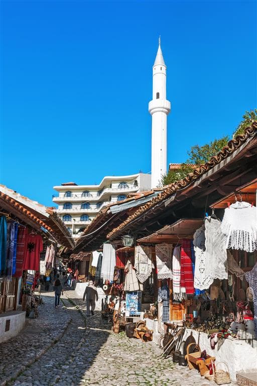 Poznávacie zájazdy , Veľký okruh Balkánom s Dubrovníkom, Albánsko, Kruje