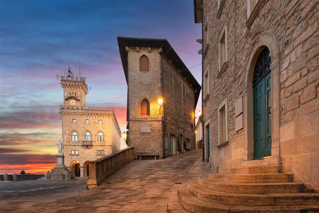 Poznávacie zájazdy , Bologna a San Maríno s kúpaním, San Maríno