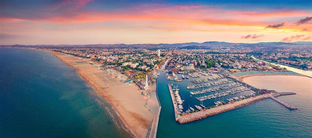Poznávacie zájazdy , Bologna a San Maríno s kúpaním, Rimini