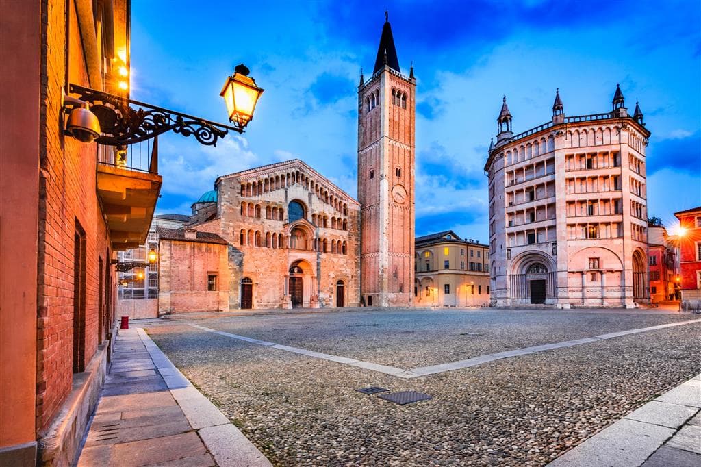 Poznávacie zájazdy , Bologna a San Maríno s kúpaním, Piazza del Duomo, Parma