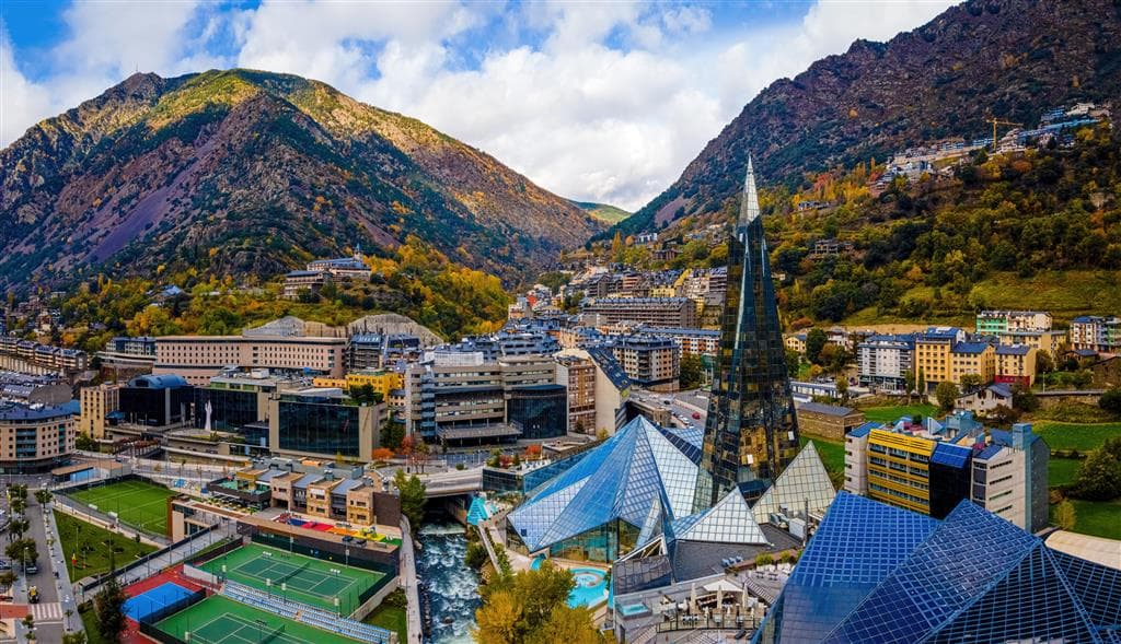 , Letecké poznávacie zájazdy,  Andorra, Girona a Katalánsko, Andorra