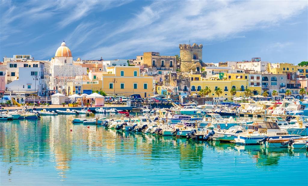 , Letecký poznávací zájazd, Kampánia a zázračná Ischia, Forio