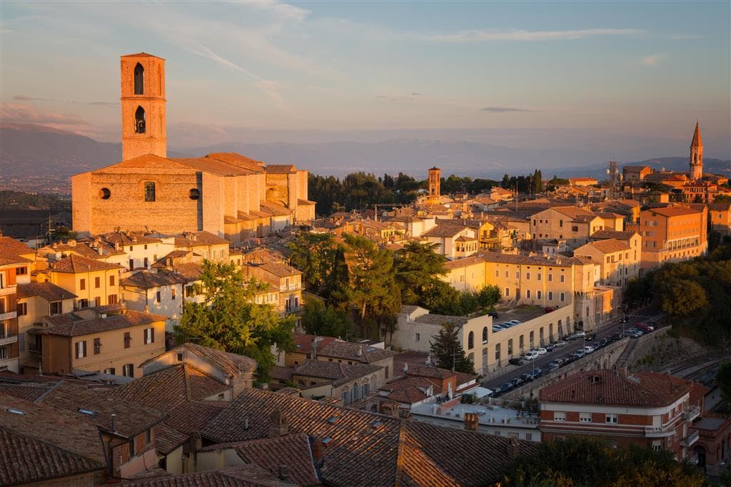 , letecký poznávací zájazd, Tajomstvá Umbrie a Lazia, Perugia