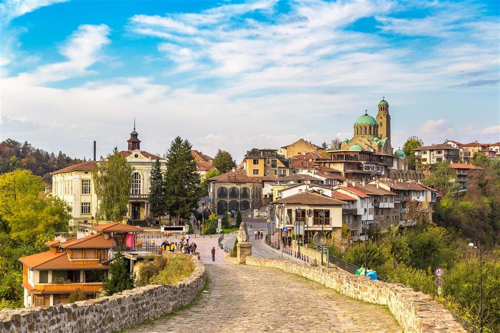 , poznávacie zájazdy autobusom, Bulharský okruh, Veliko Tarnovo