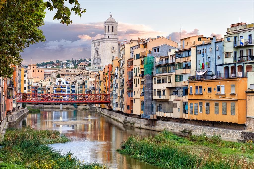 , Letecké poznávacie zájazdy, Španielsko, Barcelona, Girona a Montserrat s kúpaním, Girona