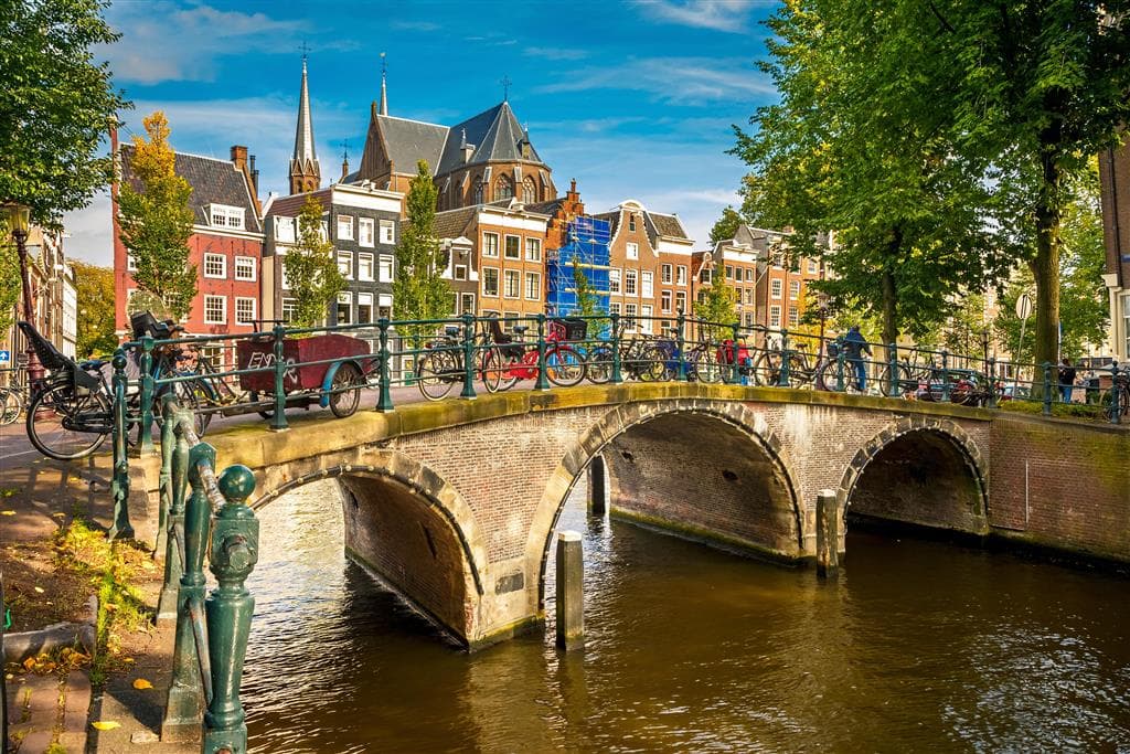 , Letecký poznávací zájazd, Holandská tulipánová cesta, Amsterdam - grachty