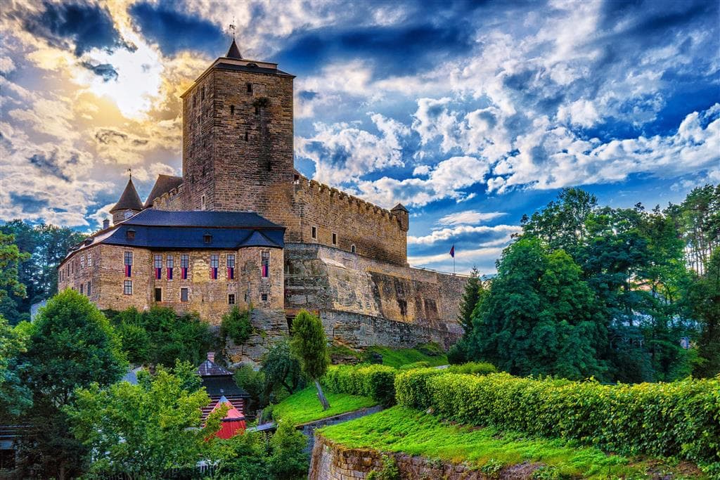 Autobusové poznávacie zájazdy , Český Raj, hrad Kost