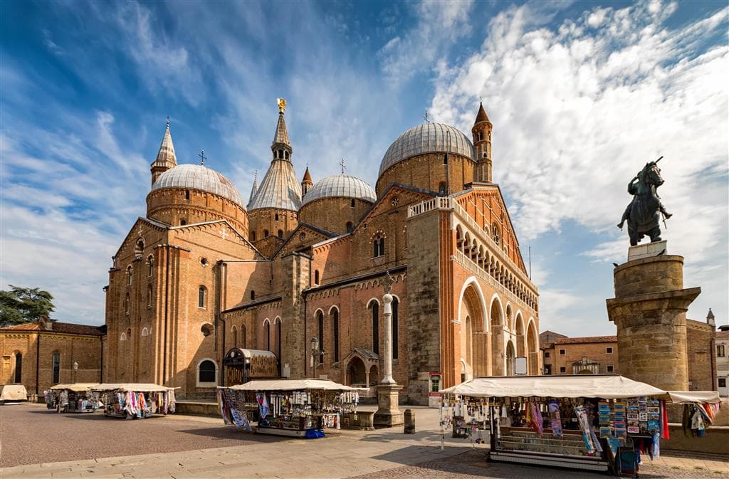 , Letecký poznávací zájazd, Taliansko, Karnevalové Benátky a výlet do Padovy, Basilica di Sant'Antonio