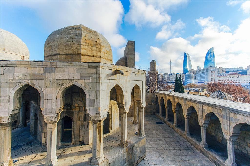 , letecké poznávacie zájazdy, Azerbajdžan - krajina ohňa, Baku
