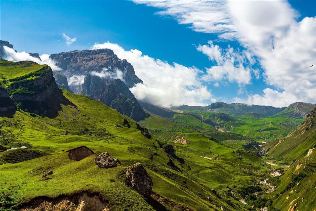 , letecké poznávacie zájazdy, Azerbajdžan - krajina ohňa