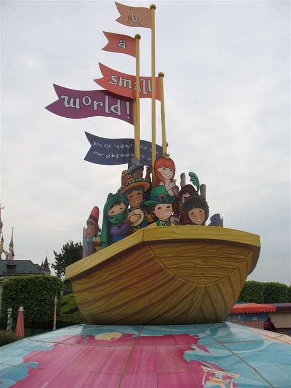 , autobusový poznávací zájazd, Paríž a Disneyland, Disneyland, atrakcie