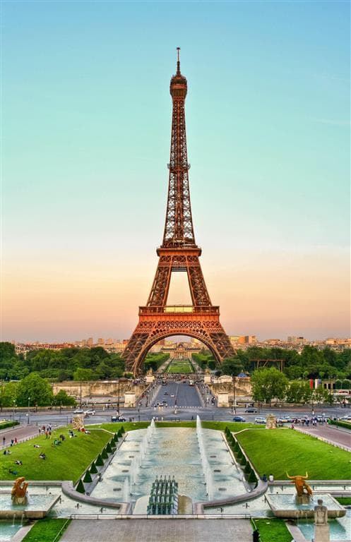 , autobusový poznávací zájazd, Paríž a Disneyland, Eiffelova veža