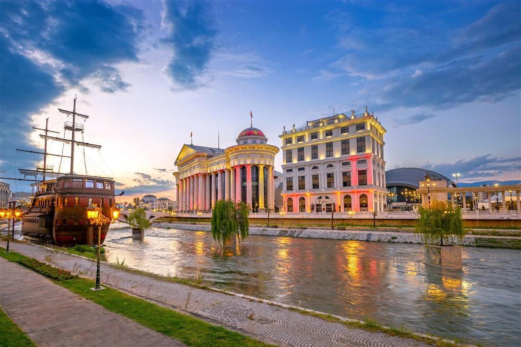 Autobusový poznávací zájazd , Albánsko a Macedónsko, Albánsko, Macedónsko, Skopje