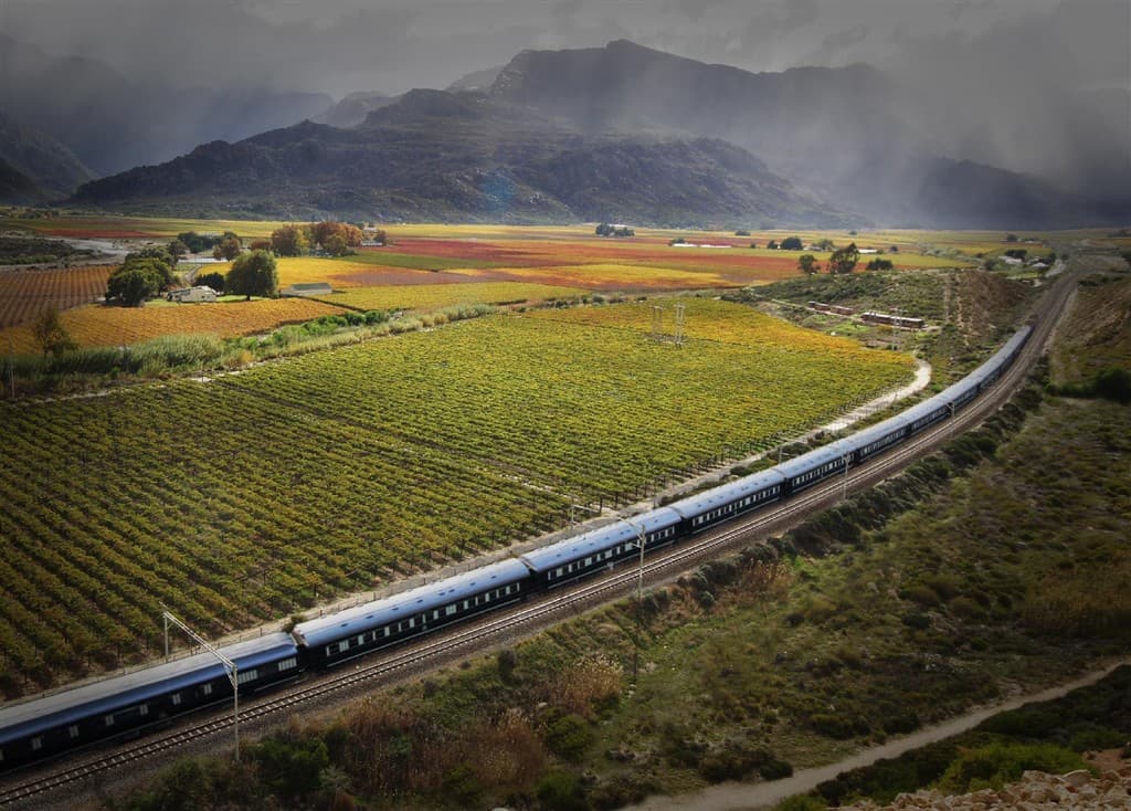 Shongololo Express - The Southern Cross