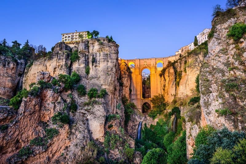 Slnečná Andalúzia a Gibraltár LETECKY