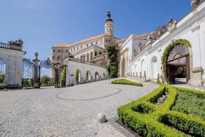 Historický Mikulov a Pálavské vinobranie