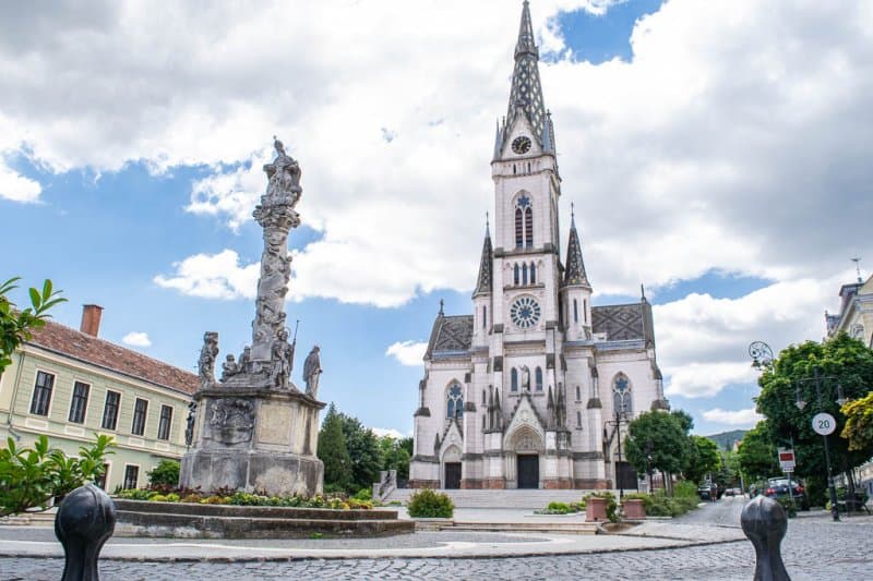 Stredoveké mestečko Köszeg a kaštieľ Nagycenk s parkom