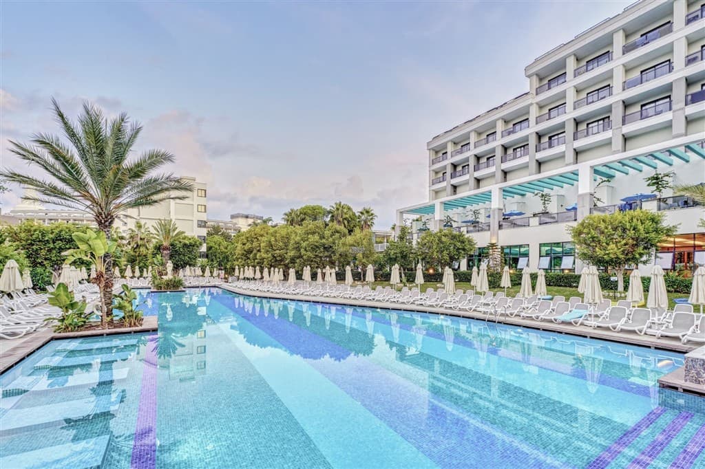 Seaden Valentine Resort