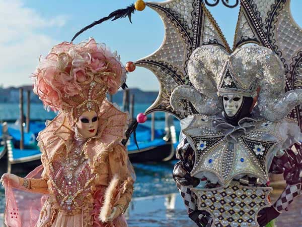 Slávny benátsky karneval počas 3-dňového zájazdu
